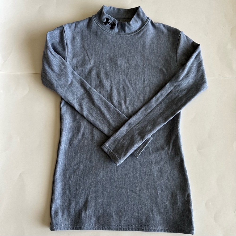 🙂4/$20 Under Armour Mock Neck Shirt